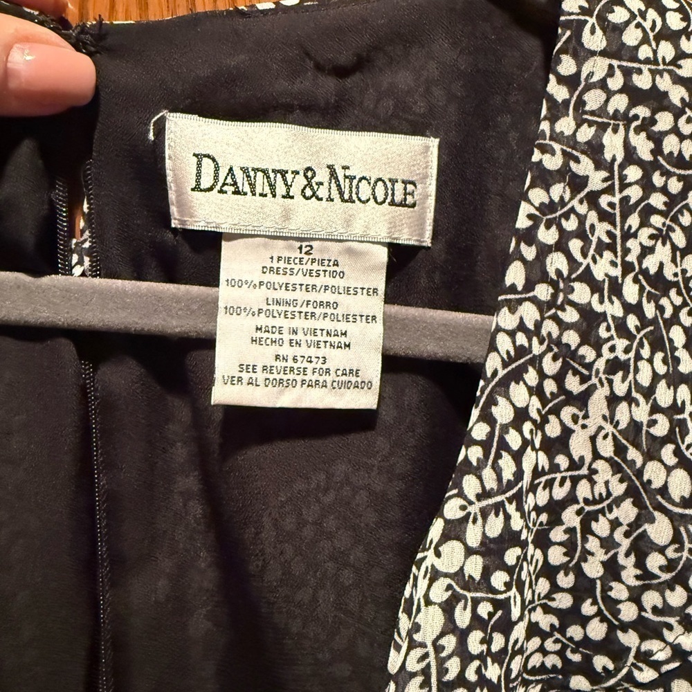 Danny & Nicole Elegant Black and White Patterned Dress - Picture 7 of 8